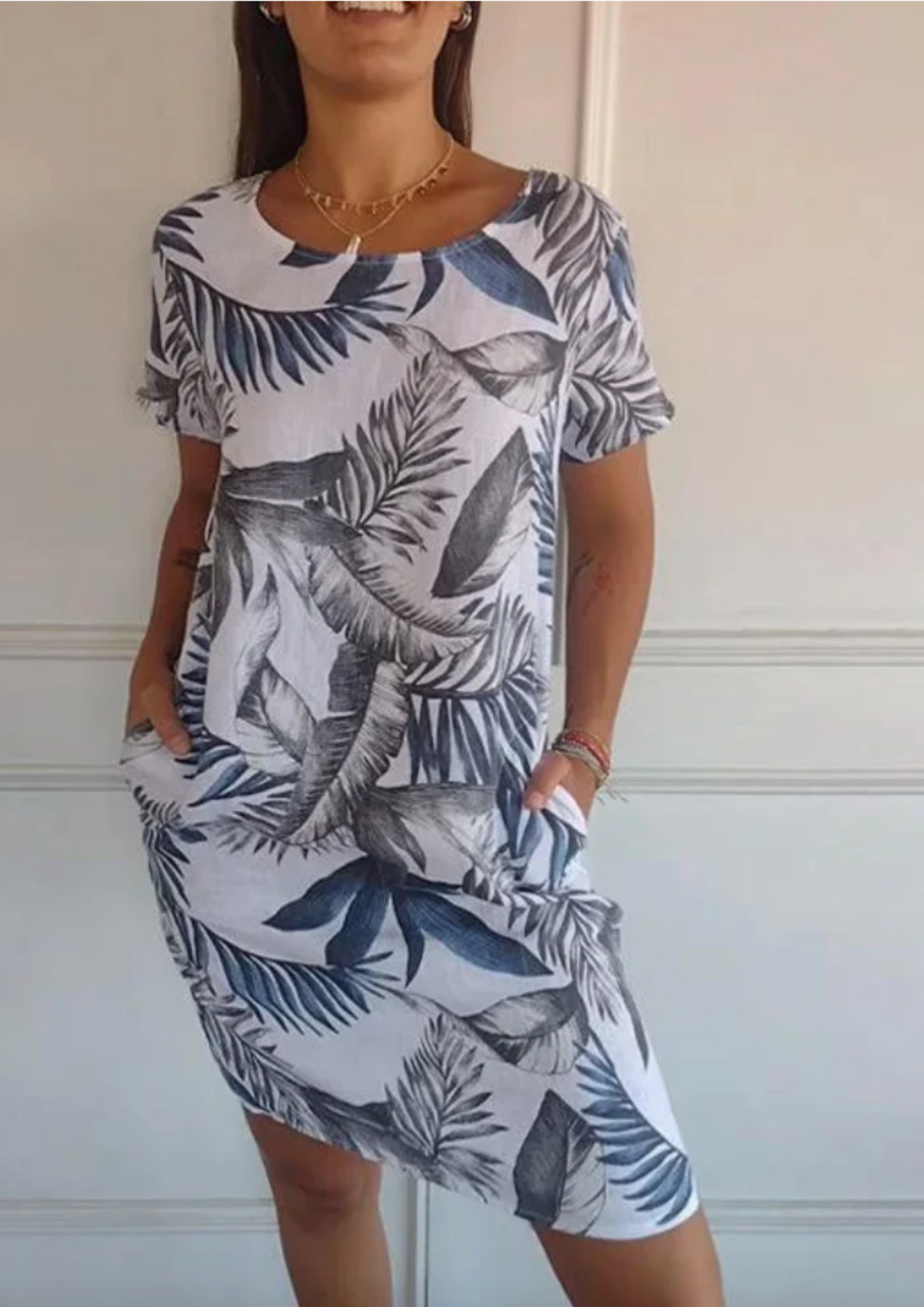 JOANA - BEDRUCKTES KLEID MIT RUNDHALSAUSSCHNITT